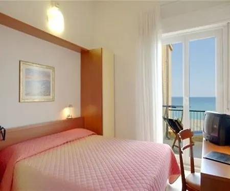 Casa Marina Hotel
