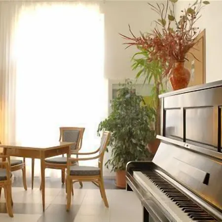 Hotel Casa Marina 3*